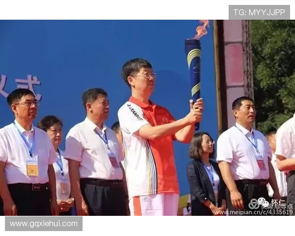 足球明星齐聚送祝福点燃激情传递梦想的力量 足球明星齐聚送祝福点燃激情传递梦想的力量