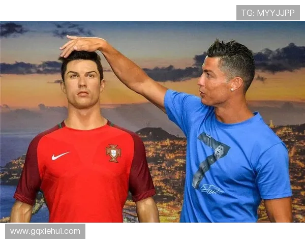 退役足球明星的伤感回忆与人生新篇章的探索之旅 退役足球明星的伤感回忆与人生新篇章的探索之旅